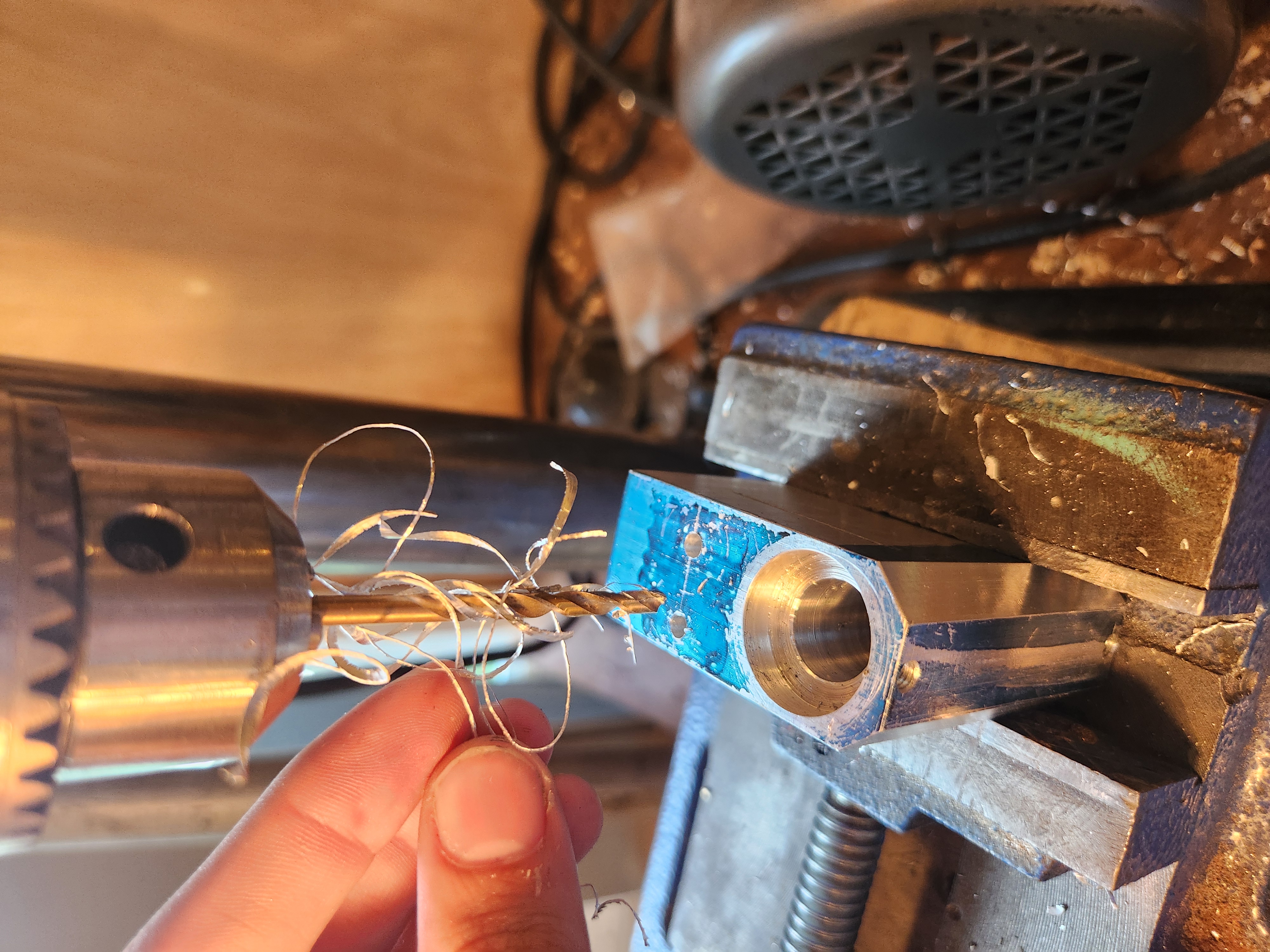 Cutting bearing seats and drilling main hole